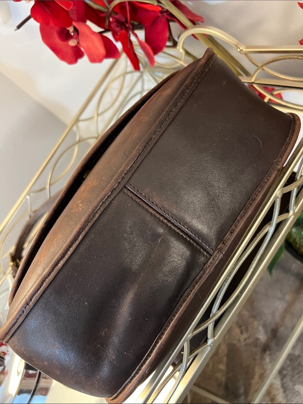 Vintage COACH City Bag 9790 Brown Leather Turnlock Crossbody w/Dust Bag & Charm - Picture 7 of 16